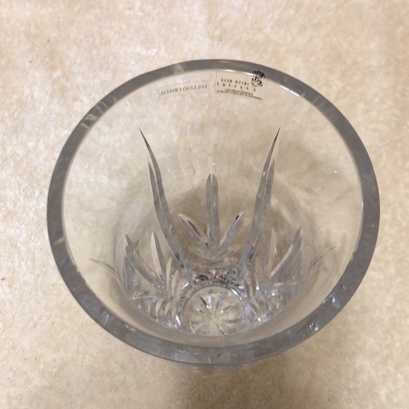 Irish Rose Cut Crystal Vase Czech 24% Lead Leaf Design Original Sticker 8” - Picture 5 of 6